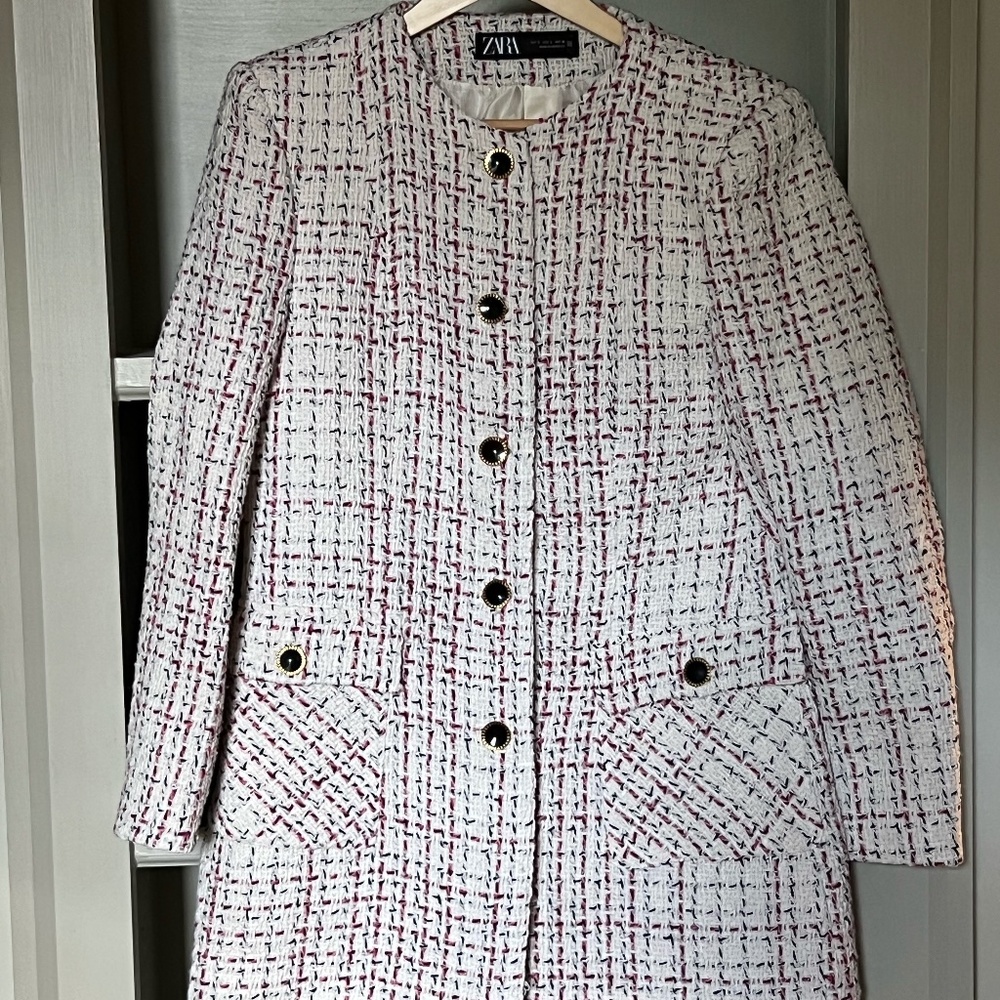 Zara Coat – Chanel Style – Size L – Never Used – 2022 Collection